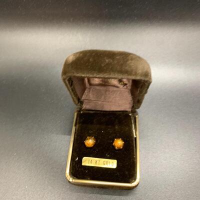 14k Gold Pronged Earrings with beautiful stones and screw on backs *change in description