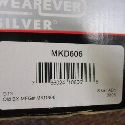 Wearever Disc Brake Pads MKD606