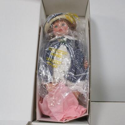 Susan Wakeen Doll "Caroline"