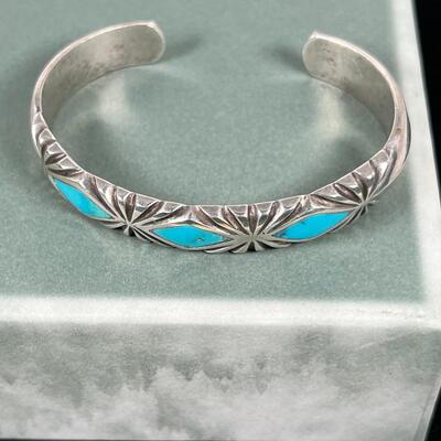 Inlaid Turquoise Cuff Un-marked 7