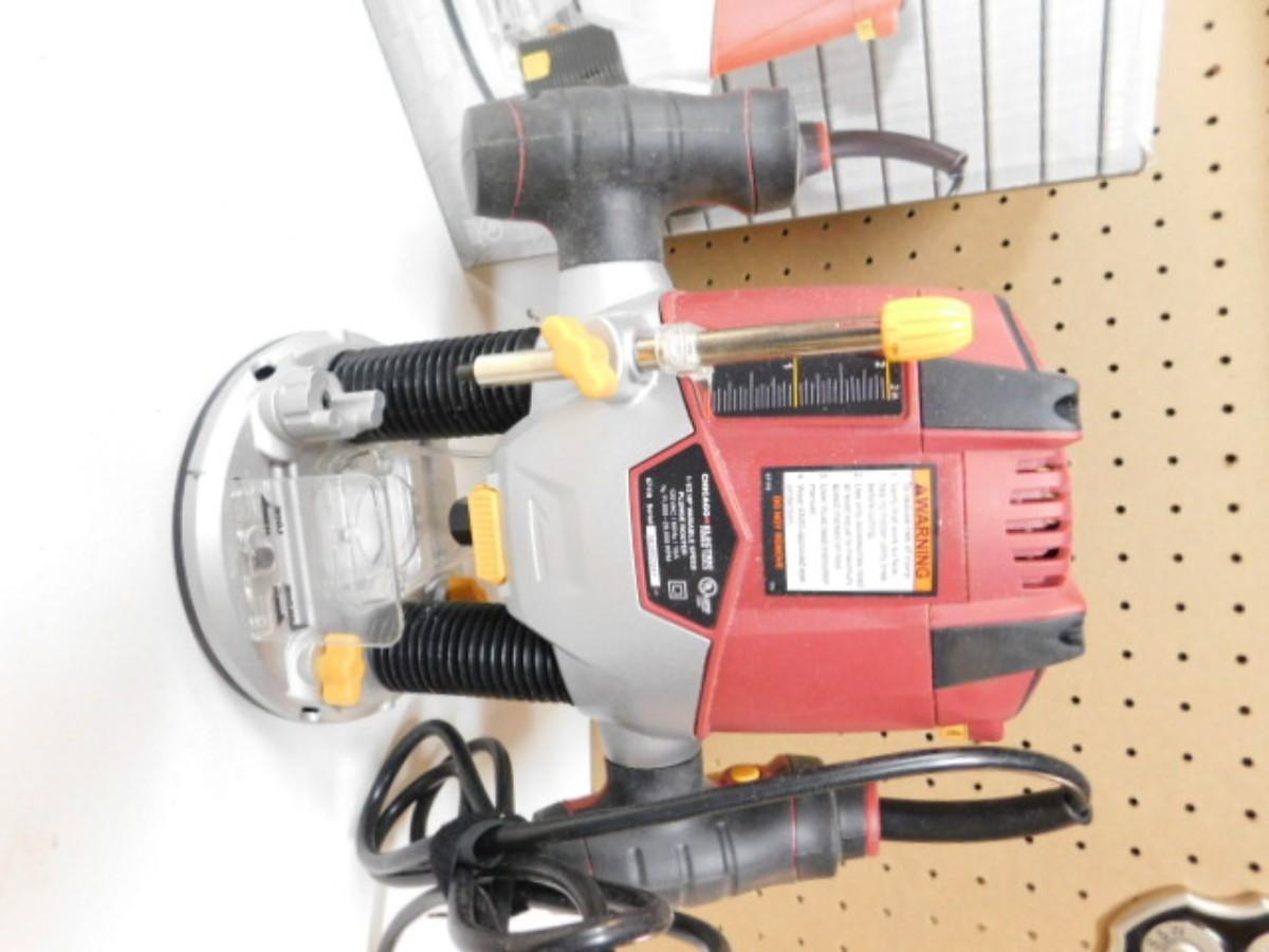 Chicago Electric Variable Speed Plunge Router