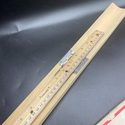 Vintage Lee's sweet corn cutter in box