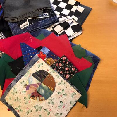 Flat of big squares mixed material