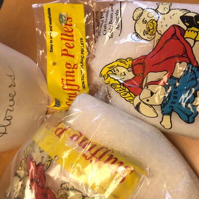 Small bags of FILLER