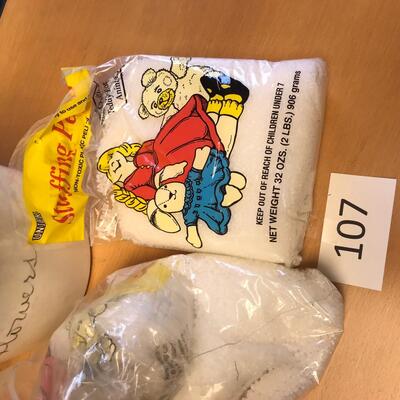 Small bags of FILLER