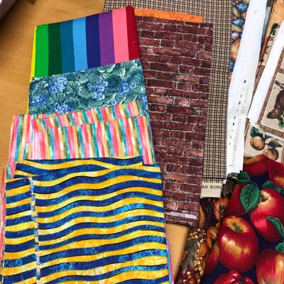 Flat of Big squares prints