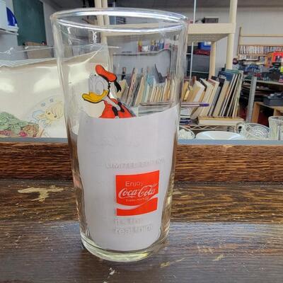 Donald duck glass