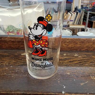 Minnie mouse glass