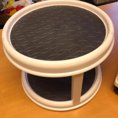 Rubbermade 3 drawer cabinet & a Lazy susan