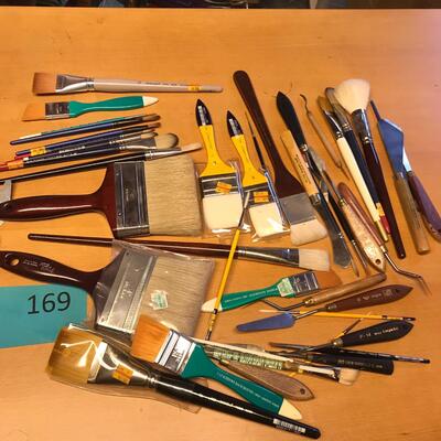 Oil Painting Brushes & Tools