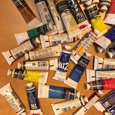 Artisan Oil Paint paint tubes