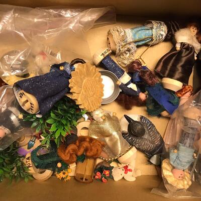 Flat of figures & other