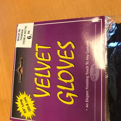 Long velvet Gloves, Black