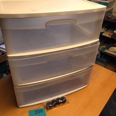 Rubbermade 3 drawer cabinet #2