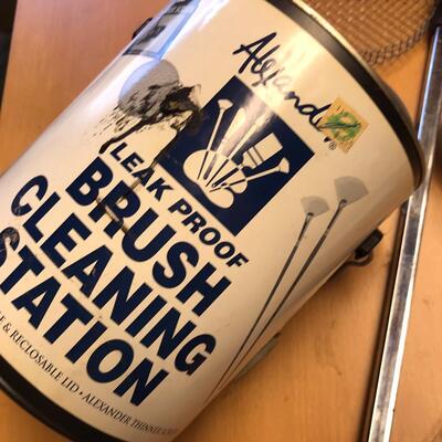 Paint brush Cleaner Adjustable Easle