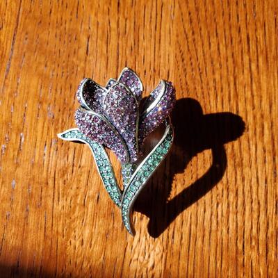 Heidi Daus Crocus Pin