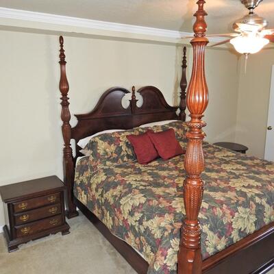 Kincaid King Size Bedroom Set