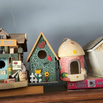 Lot of 8 Decorative Bird Houses