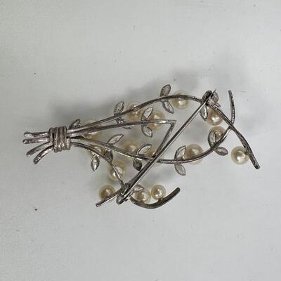 Vintage Pearl and  SS PIn