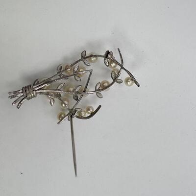 Vintage Pearl and  SS PIn