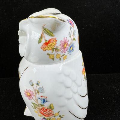 Aynsley fine China Owl  5"