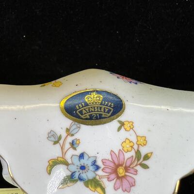 Aynsley fine China Owl  5"