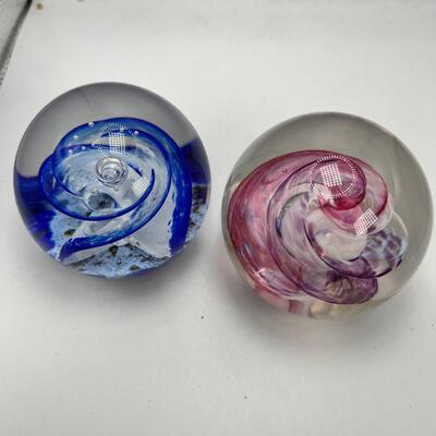 2 Scotland Selkirk Glass  signed marbled paperweights