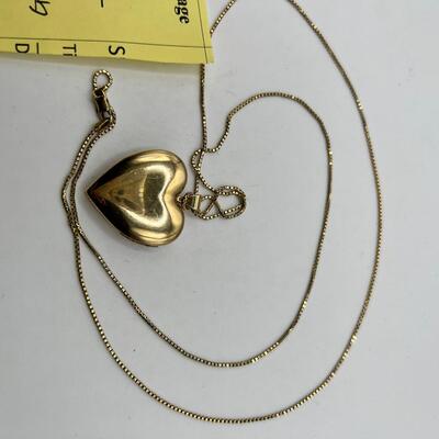 Antique 14 K Heart Locket  with multiple picture  frames and 14K 28" chain