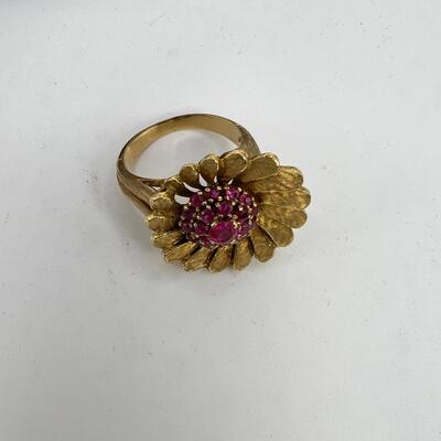Shreve and Co. 18K Vintage 1950s  Italian Ruby Ring Size 6