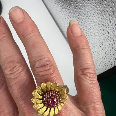Shreve and Co. 18K Vintage 1950s  Italian Ruby Ring Size 6