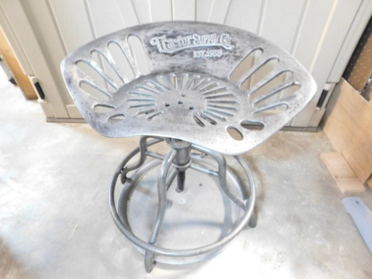 Tractor Supply Metal Tractor Seat Stool