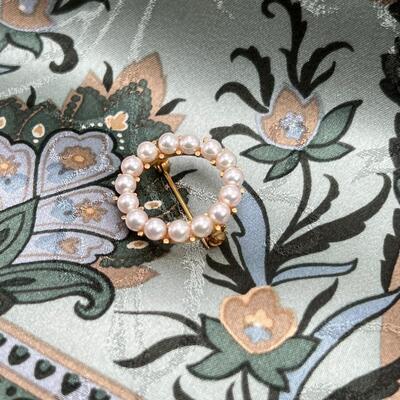 !4K Gold Pearl brooch