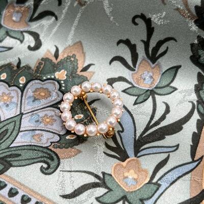 !4K Gold Pearl brooch
