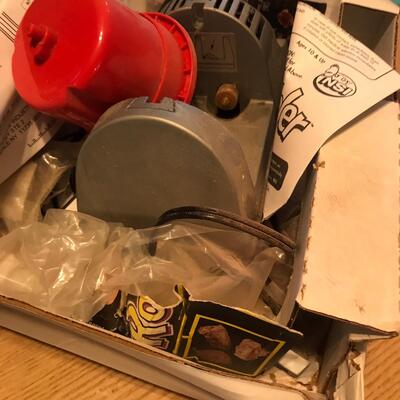 Rock Tumbler w/ Supplies in box