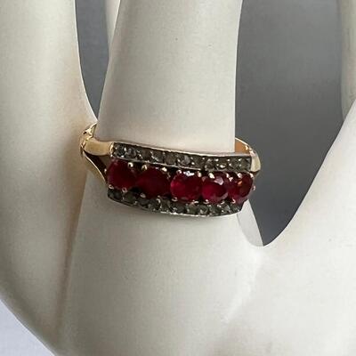 Dark Pink Sapphire Diamond 18K Gold Ring