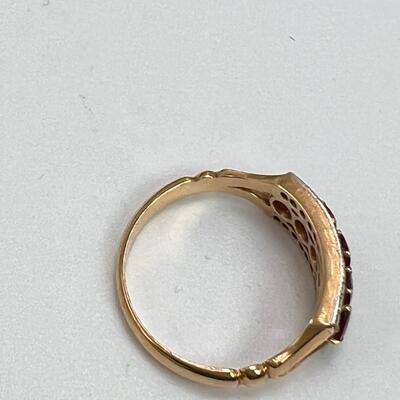 Dark Pink Sapphire Diamond 18K Gold Ring
