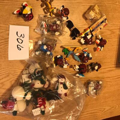 California Raisin Figures