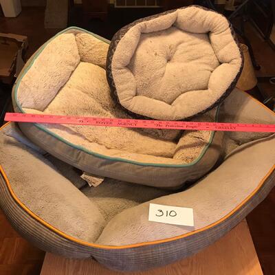 Lot of 3 Dog Beds