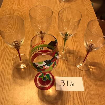 Set of 5 Christmas Crystal Wine Stems