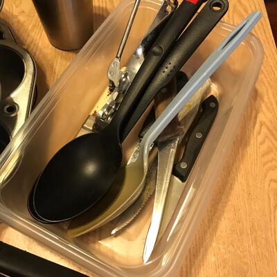 Kitchen utensils & Bakeware