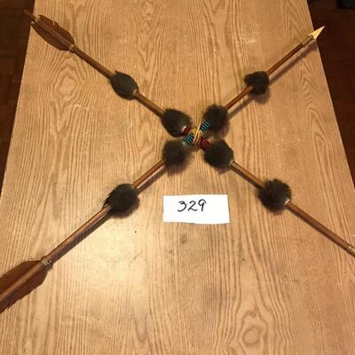 Crossed Arrows Wall Decor