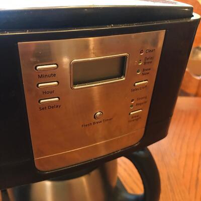 Lot of 2 coffee pots