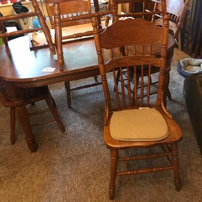 New Oak Dining Table with 7 Pressed Back Chairs
