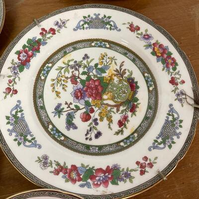 Vintage Paragon Tree of Kashmir 5 Plate Set