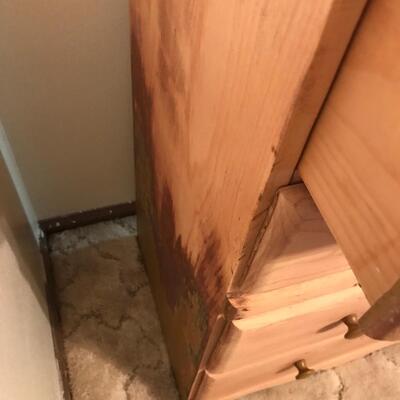 Pine wood Dresser