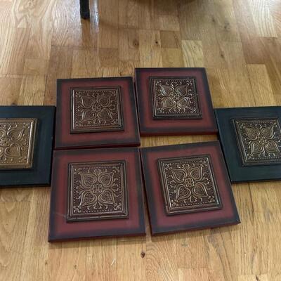 Rustic Looking Metal and Wood Wall Decor