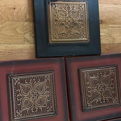 Rustic Looking Metal and Wood Wall Decor