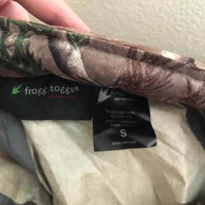 Mens Small Camo Hunting Coat