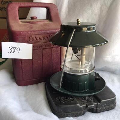 Coleman Lantern w/ Carry case