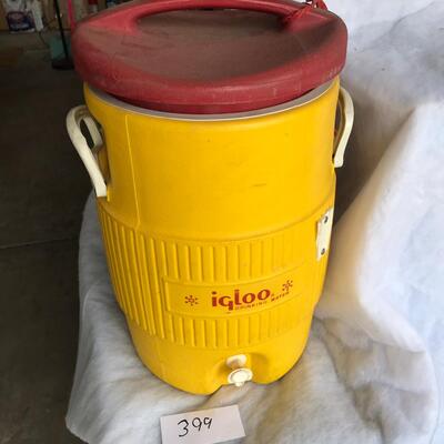VINTAGE Igloo Cooler